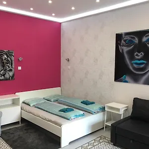  Apartamento Diana's Charming At The Buda Castle Hungría